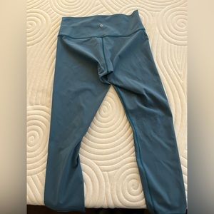 EUC Women’s Lululemon Leggings, Size 10